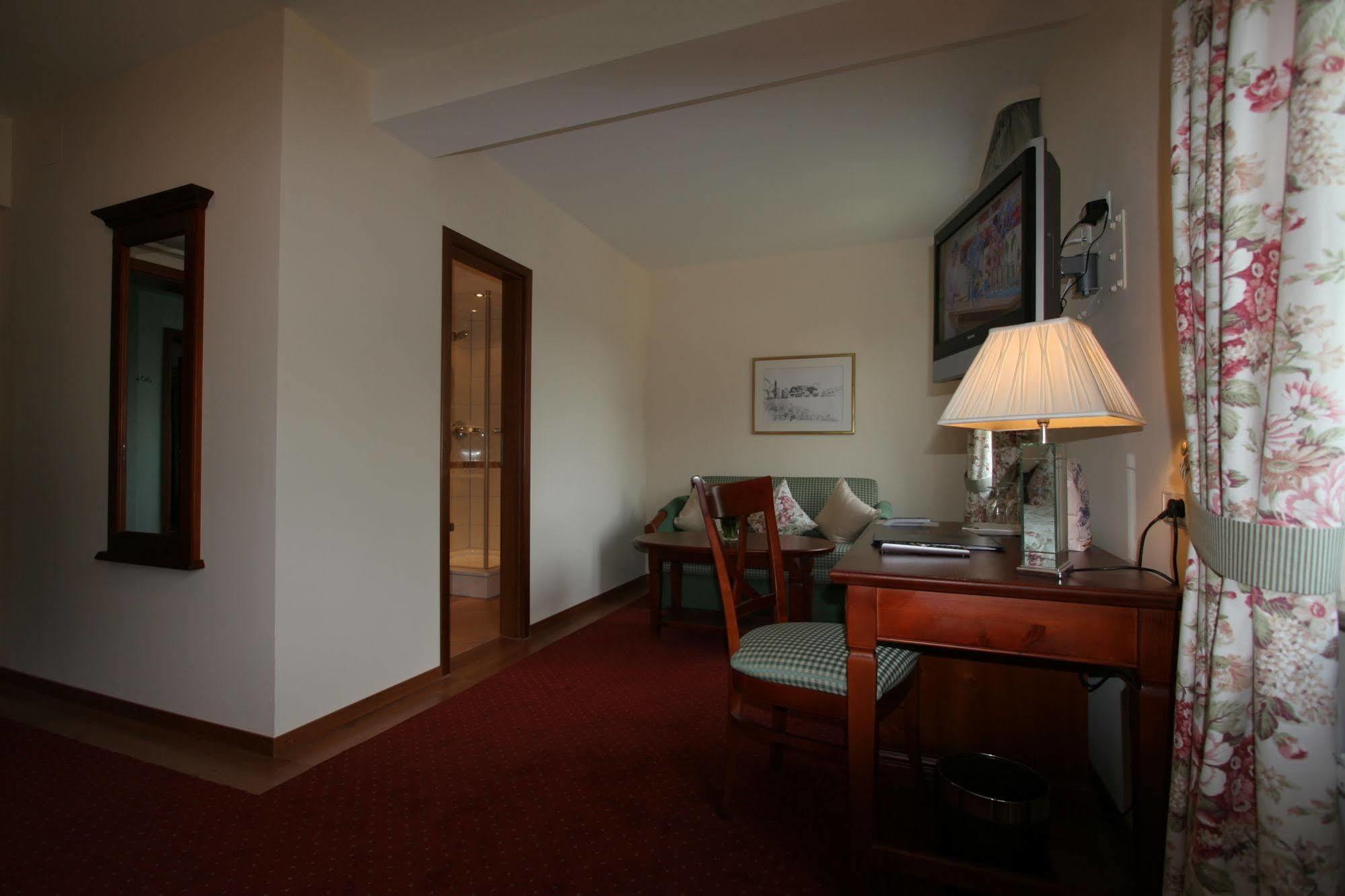 Hotel Muehle Бинцен Экстерьер фото
